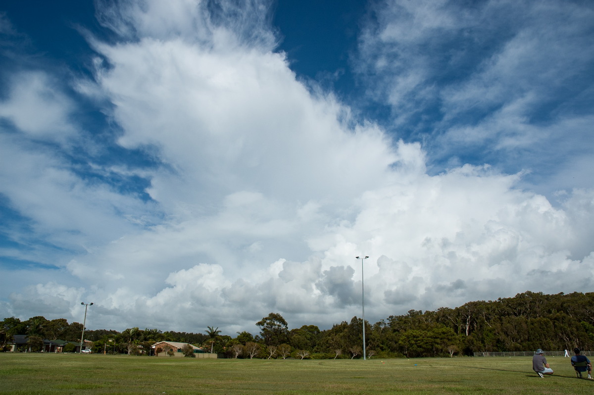 thunderstorm cumulonimbus_incus : Ballina, NSW   24 November 2007