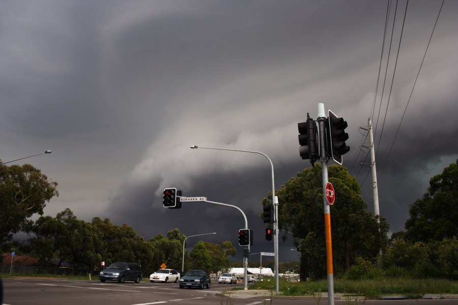 shelfcloud shelf_cloud : Toukley area, NSW   9 December 2007