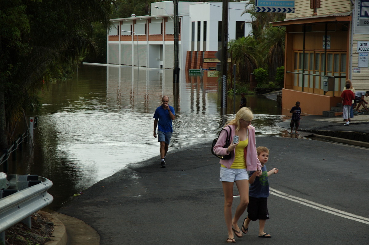 flashflooding flood_pictures : Lismore, NSW   5 January 2008