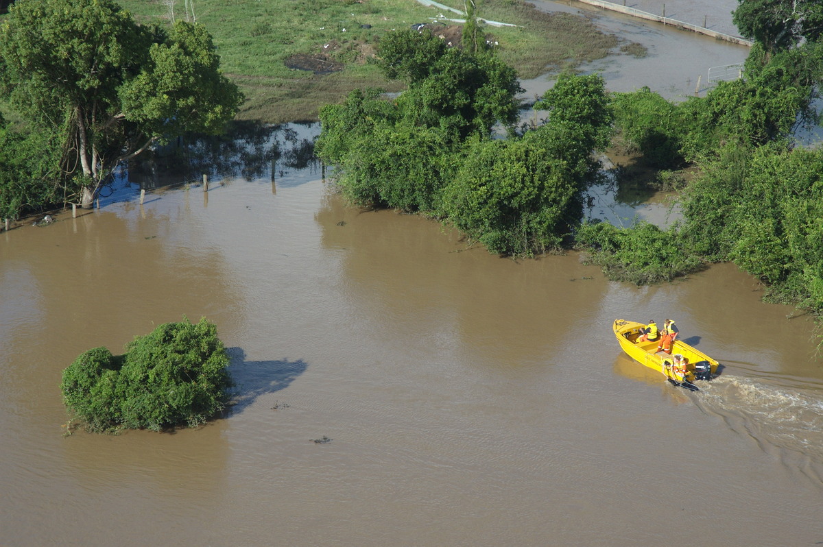 flashflooding flood_pictures : Coraki area, NSW   7 January 2008