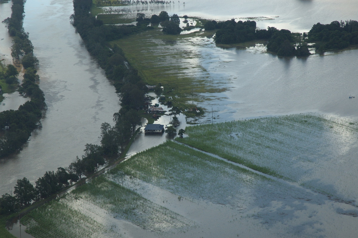 flashflooding flood_pictures : Coraki area, NSW   7 January 2008