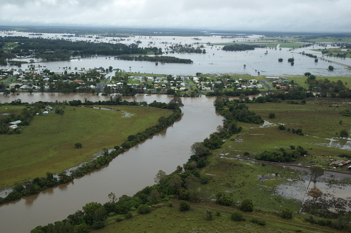 flashflooding flood_pictures : Coraki area, NSW   9 January 2008