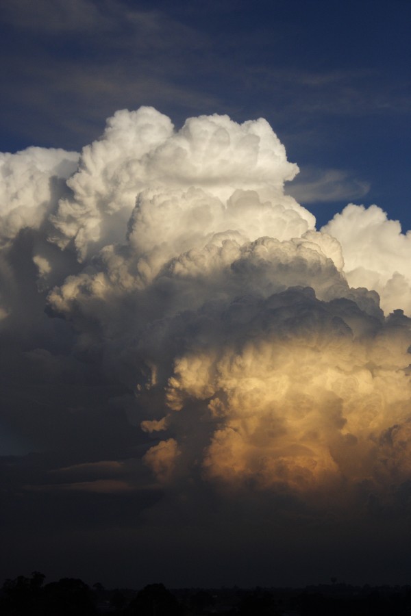 updraft thunderstorm_updrafts : Schofields, NSW   28 May 2008