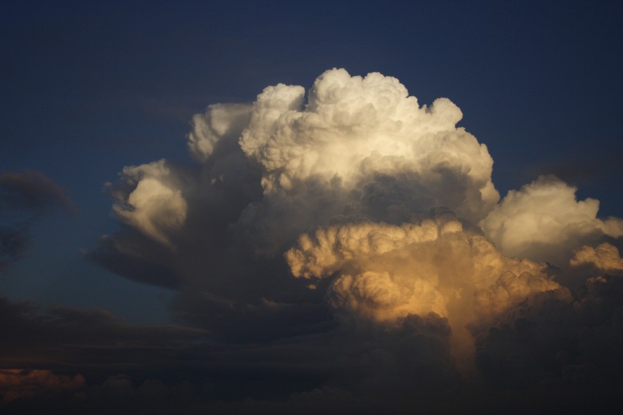 updraft thunderstorm_updrafts : Schofields, NSW   28 May 2008