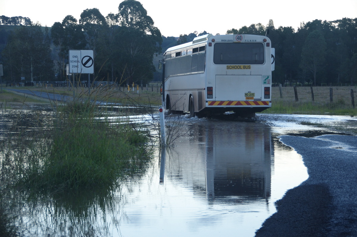 flashflooding flood_pictures : Eltham, NSW   3 June 2008