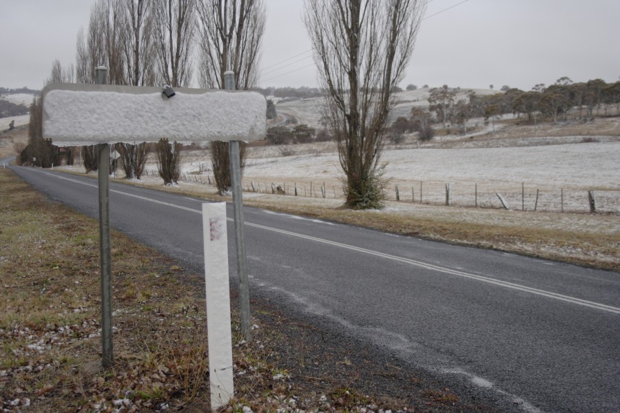 snow snow_pictures : Oberon, NSW   10 August 2008