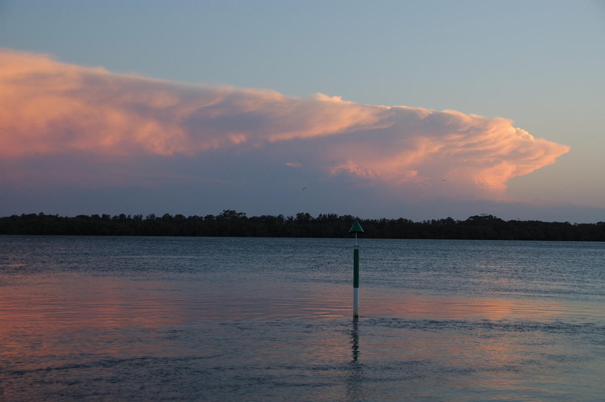 thunderstorm cumulonimbus_incus : Ballina, NSW   12 September 2008