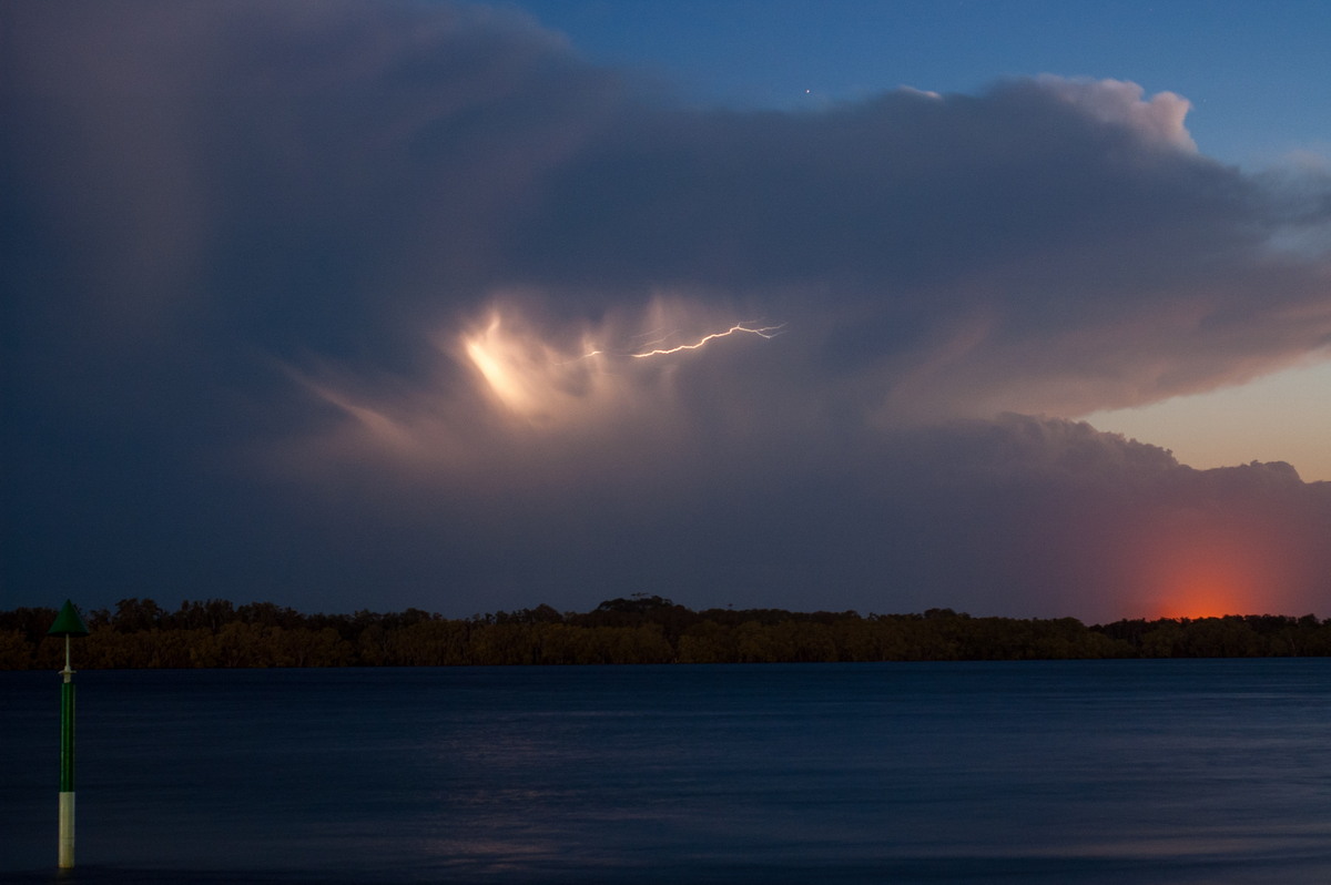 lightning lightning_bolts : Ballina, NSW   12 September 2008