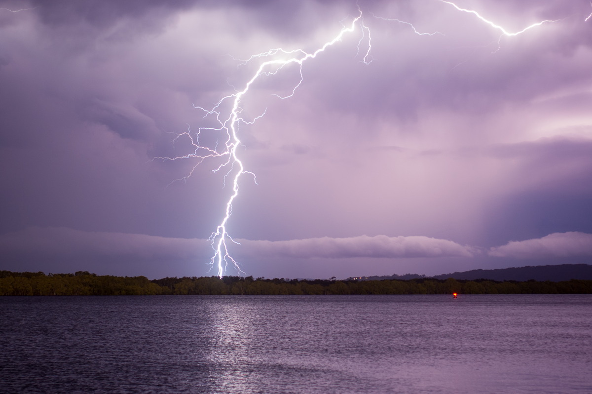 lightning lightning_bolts : Ballina, NSW   12 September 2008