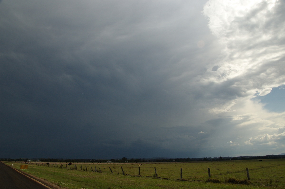 thunderstorm cumulonimbus_incus : N of Casino, NSW   21 September 2008