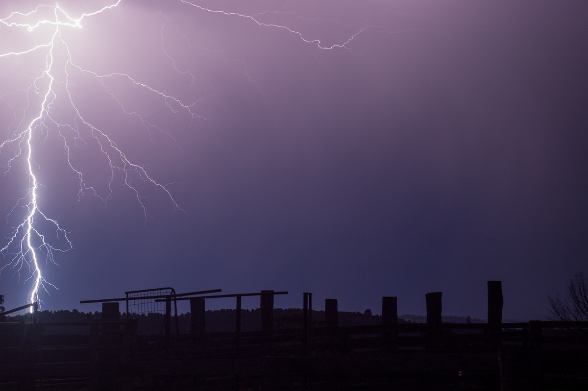 lightning lightning_bolts : Tregeagle, NSW   21 September 2008