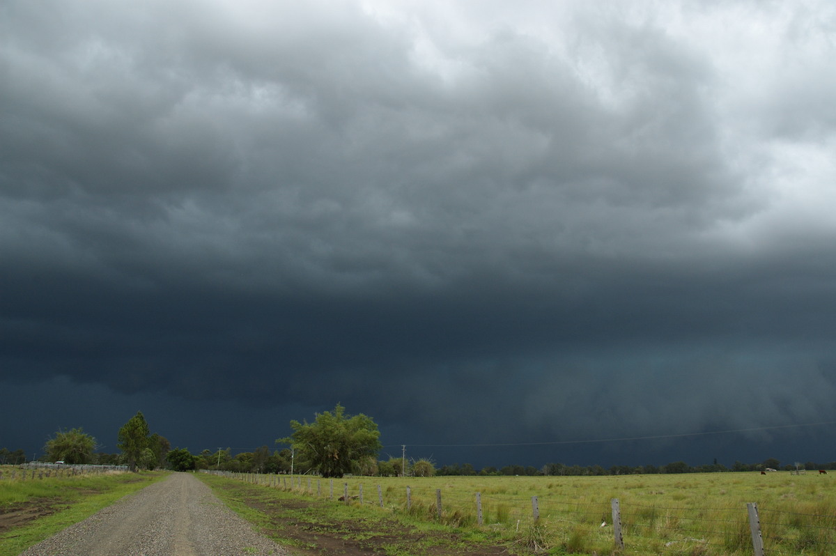 shelfcloud shelf_cloud : Clovass, NSW   22 October 2008