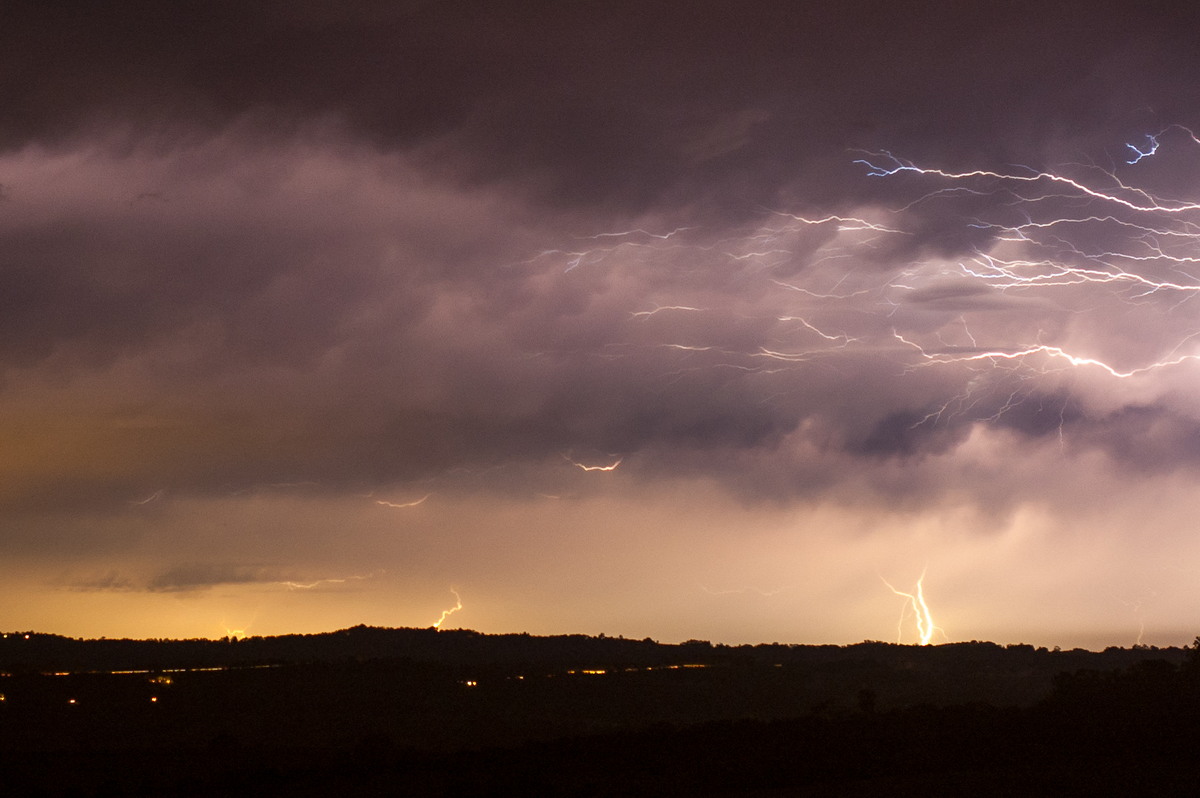 lightning lightning_bolts : McLeans Ridges, NSW   20 November 2008