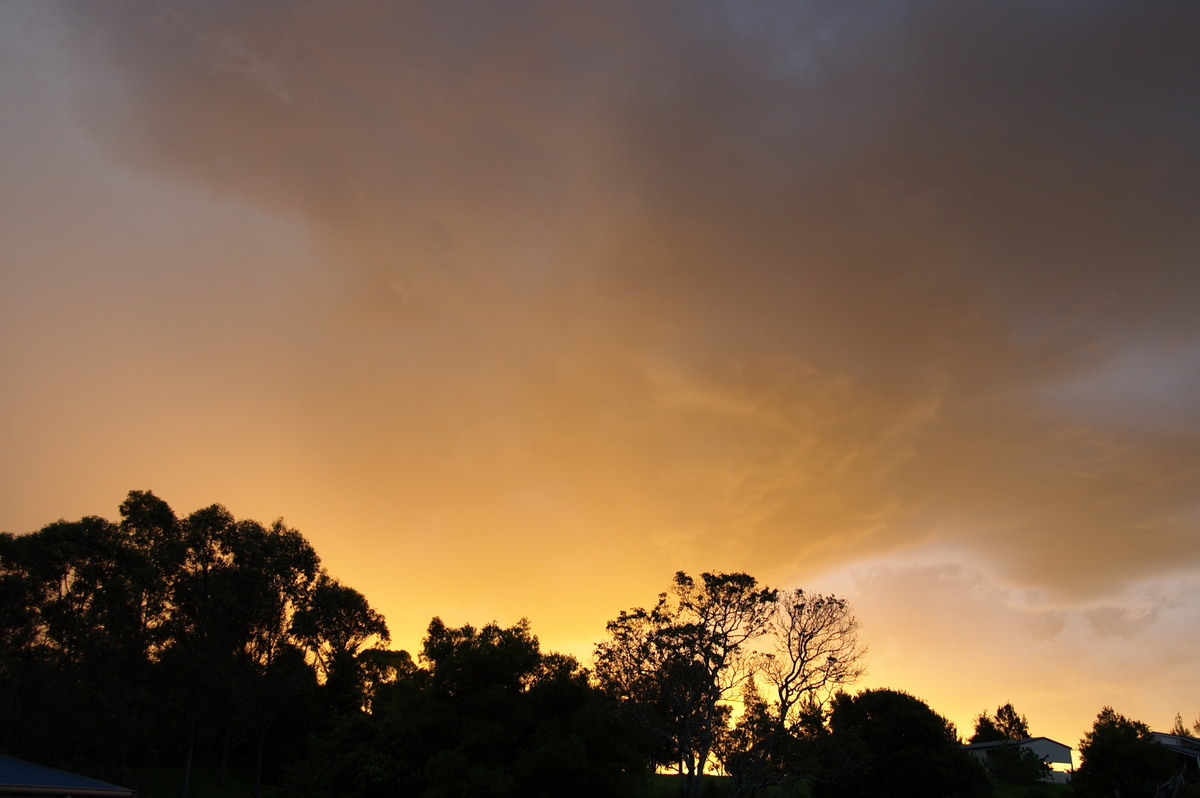 cumulonimbus thunderstorm_base : McLeans Ridges, NSW   6 December 2008