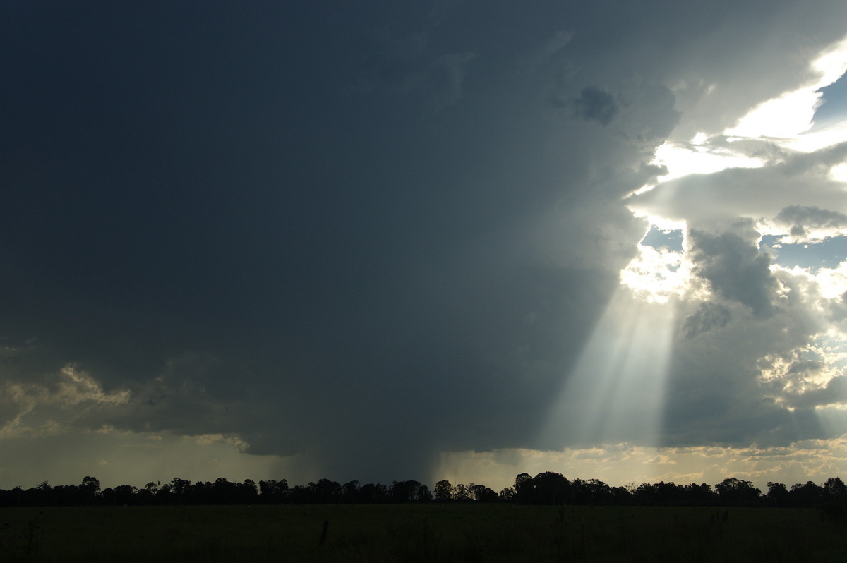 thunderstorm cumulonimbus_incus : Ruthven, NSW   10 December 2008