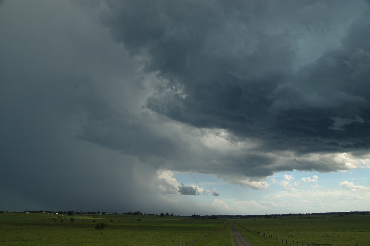 cumulonimbus thunderstorm_base : McKees Hill, NSW   30 December 2008