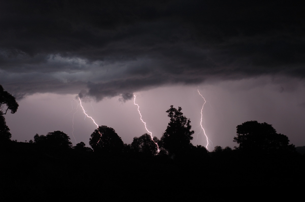 lightning lightning_bolts : McLeans Ridges, NSW   1 January 2009