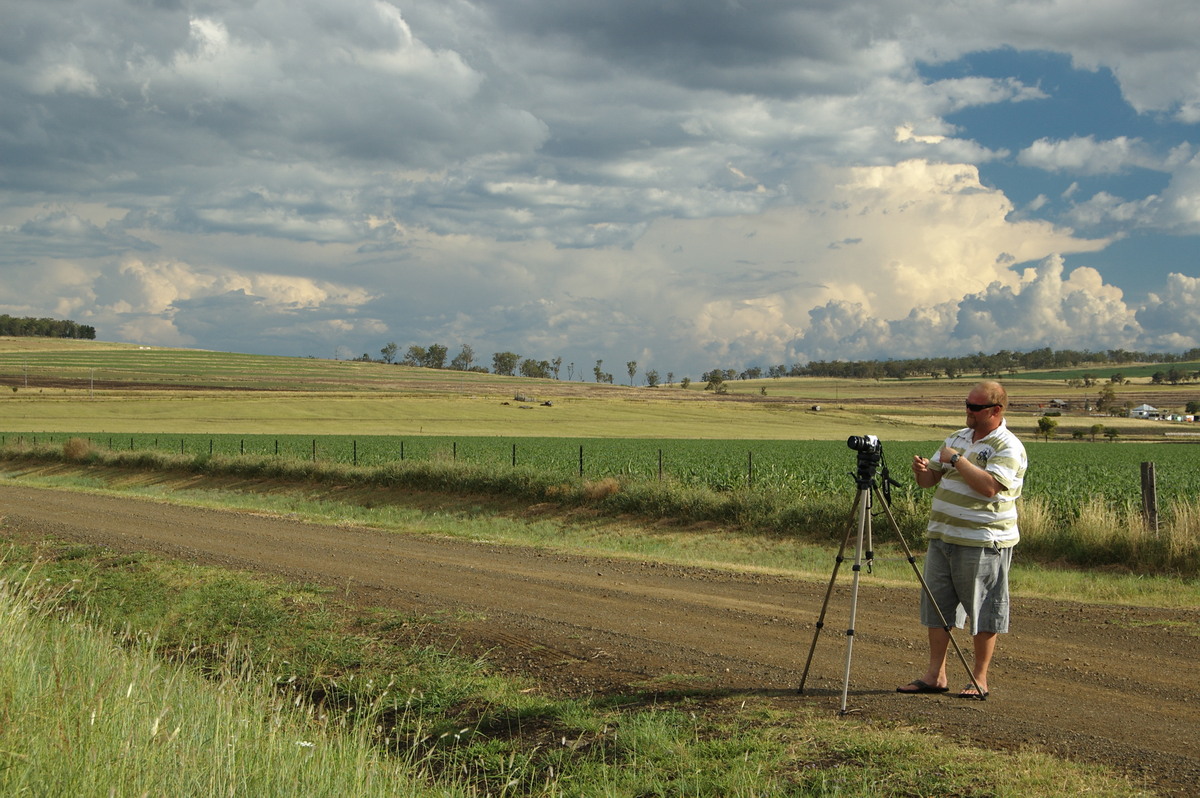 thunderstorm cumulonimbus_incus : near Warwick, QLD   24 January 2009